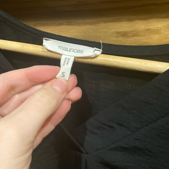 Maurices Top - Picture 2 of 2